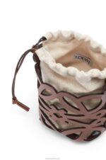 Loewe Women Anagram cut-out pocket in classic calfskin and canvas 206XF224 Tan/Ecru - Image 4