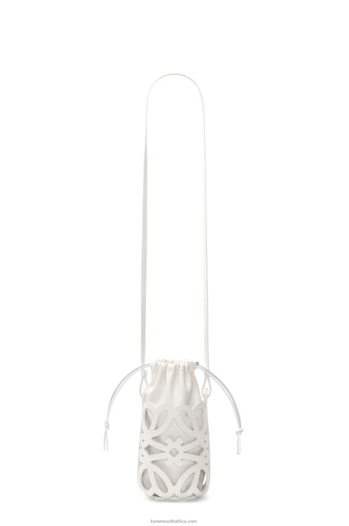 Loewe Women Anagram cut-out pocket in classic calfskin and nappa 206XF552 White Glaze - Image 3