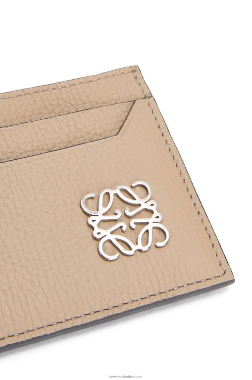 Loewe Women Anagram plain cardholder in pebble grain calfskin 206XF1357 Sand - Image 4