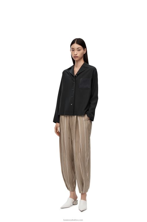 loewe_women_anagram_pyjama_blouse_in_silk_206xf912_black.jpg Loewe Women Anagram pyjama blouse in silk 206XF912 Black - Image 1