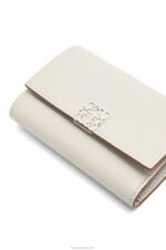 Loewe Women Anagram small vertical wallet in pebble grain calfskin 206XF1218 Light Ghost - Image 5