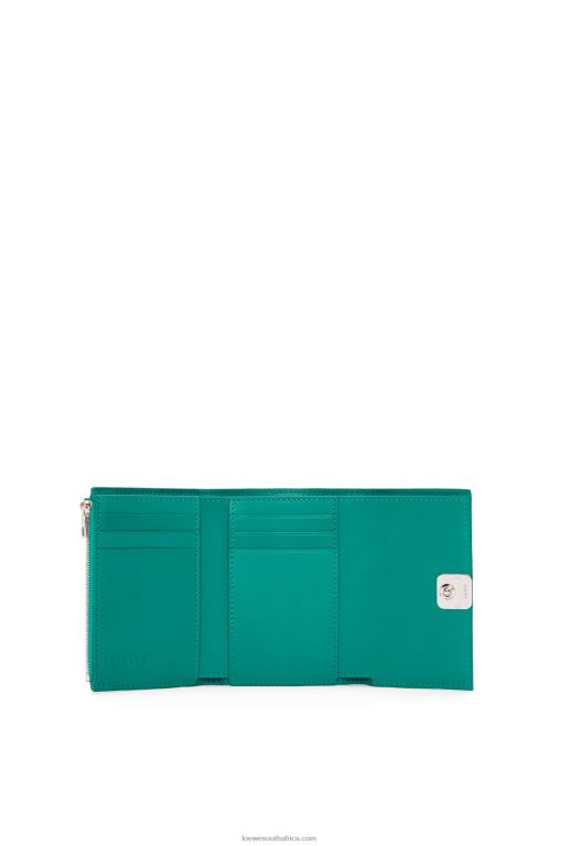 Loewe Women Anagram small vertical wallet in pebble grain calfskin 206XF1318 Emerald Green - Image 2