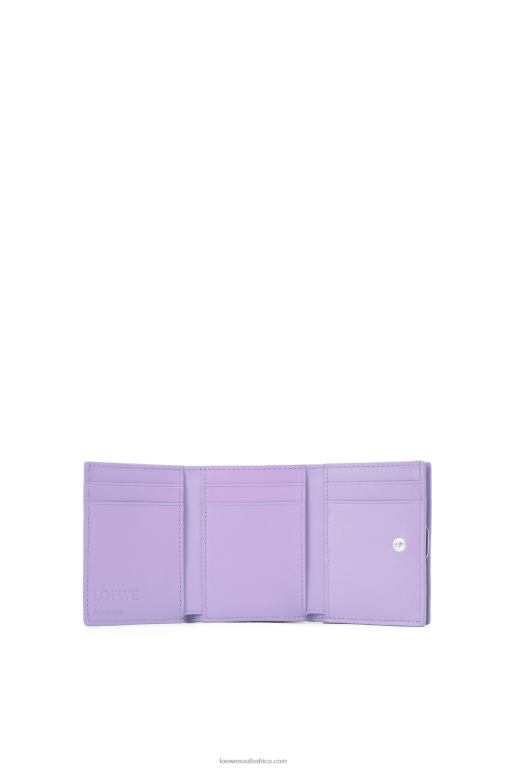 Loewe Women Anagram trifold wallet in pebble grain calfskin 206XF1235 Light Mauve - Image 2