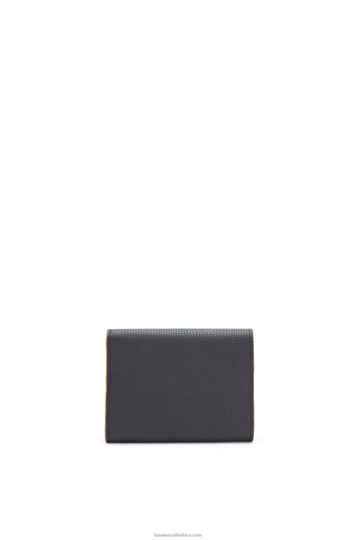 Loewe Women Anagram trifold wallet in pebble grain calfskin 206XF1245 Black - Image 5