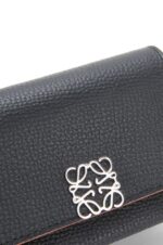 Loewe Women Anagram trifold wallet in pebble grain calfskin 206XF1245 Black - Image 6