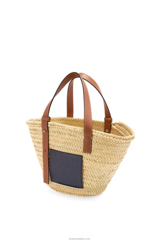 Loewe Women Basket bag in palm leaf and calfskin 206XF82 Natural/Ocean - Image 3