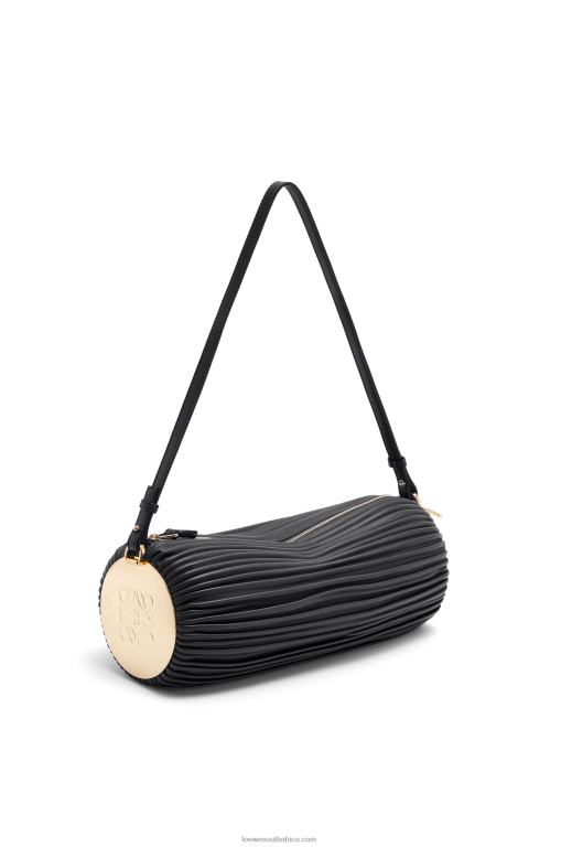 loewe_women_bracelet_pouch_in_pleated_nappa_206xf626_black.jpg Loewe Women Bracelet Pouch in pleated nappa 206XF626 Black - Image 1