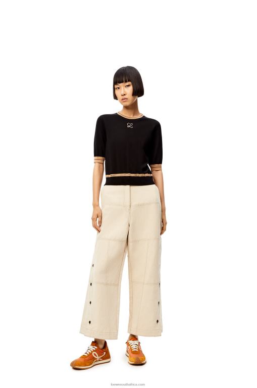 loewe_women_cropped_sweater_in_wool_206xf1007_black_beige.jpg Loewe Women cropped sweater in wool 206XF1007 Black/Beige - Image 1