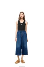 Loewe Women Cropped trousers in denim 206XF1194 Washed Denim