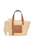 Loewe Women Elephant basket bag in raffia and calfskin 206XF80 Natural/Tan