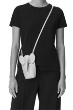 Loewe Women Elephant Pocket in classic calfskin 206XF604 Ruby Red Glaze - Image 2