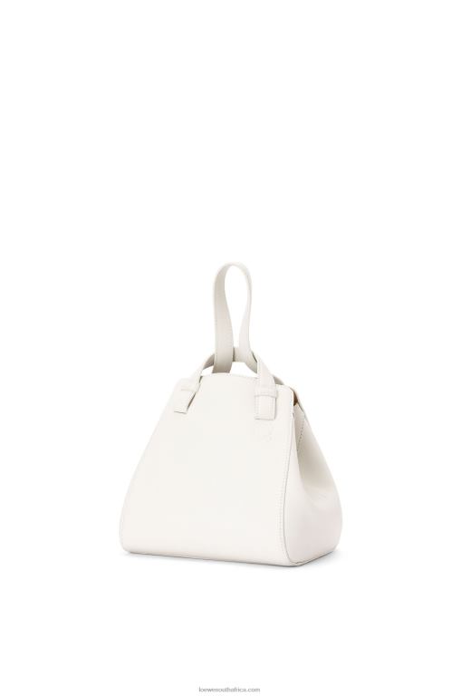 Loewe Women Hammock Nugget bag in nappa calfskin 206XF499 Soft White - Image 3