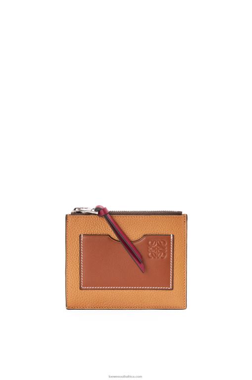 loewe_women_large_coin_cardholder_in_soft_grained_calfskin_206xf1385_light_caramel_pecan.jpg Loewe Women Large coin cardholder in soft grained calfskin 206XF1385 Light Caramel/Pecan - Image 1