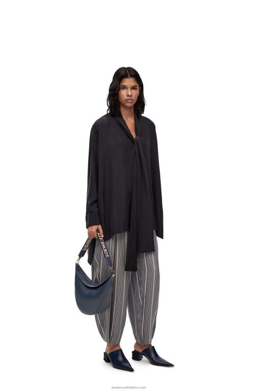 Loewe Women Luna bag in satin calfskin and jacquard 206XF483 Onyx Blue - Image 8