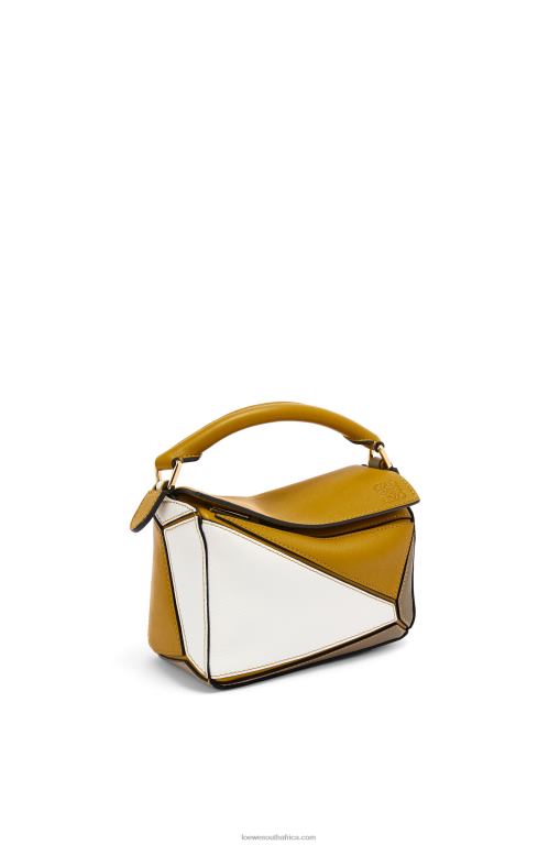 Loewe Women Mini Puzzle bag in classic calfskin 206XF277 Ochre/Soft White - Image 2