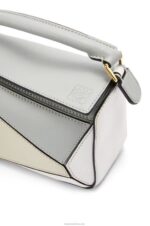 Loewe Women Mini Puzzle bag in classic calfskin 206XF288 Ash Grey/Marble Green - Image 7