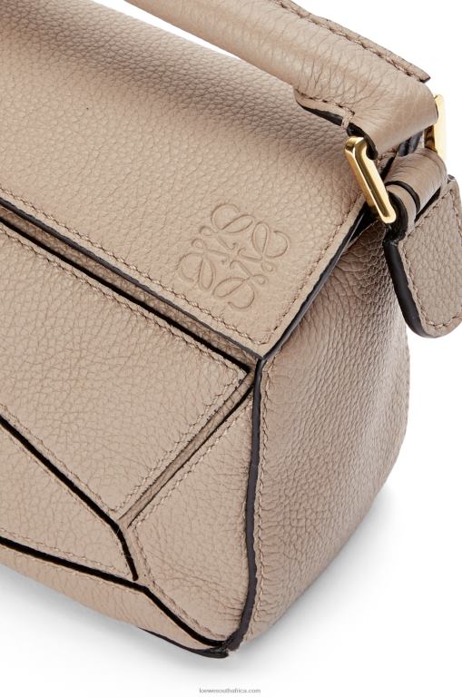 Loewe Women Mini Puzzle bag in soft grained calfskin 206XF220 Sand - Image 8