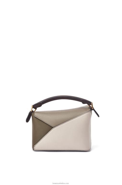 Loewe Women Mini Puzzle Edge in nappa calfskin 206XF253 Laurel Green/Light Oat - Image 4