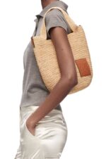 Loewe Women Mini Slit bag in raffia and calfskin 206XF10 Natural/Tan - Image 4