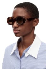 Loewe Women Oval sunglasses in acetate 206XF1493 Havana - Image 2