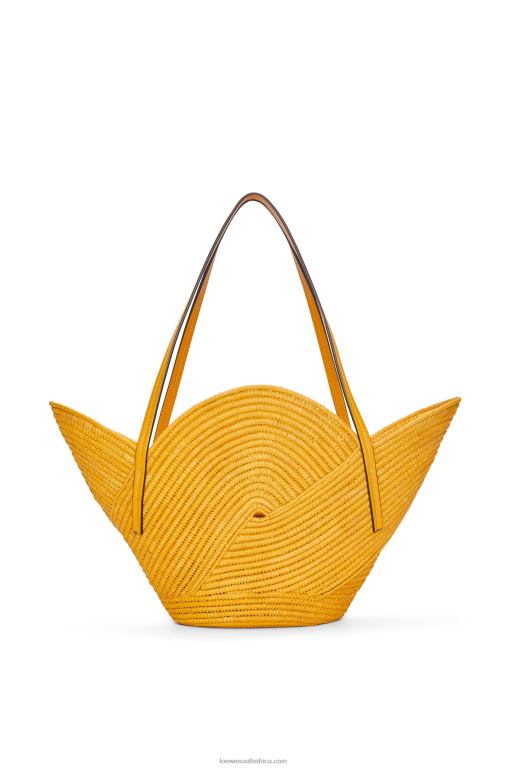 Loewe Women Petal basket bag in raffia and calfskin 206XF40 Ochre - Image 4