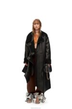 Loewe Women Puffer Goya bag in shiny nappa lambskin 206XF385 Black - Image 9