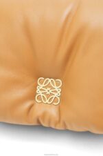 Loewe Women Puffer Goya bag in shiny nappa lambskin 206XF387 Camel - Image 7
