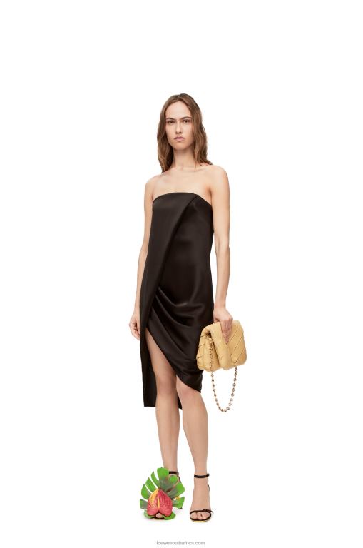 Loewe Women Puffer Goya in pleated shiny nappa lambskin 206XF381 Dark Butter - Image 10