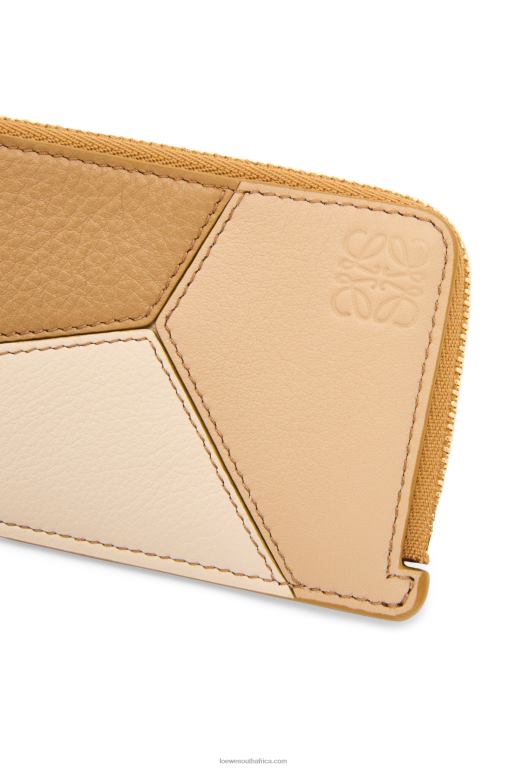 Loewe Women Puzzle coin cardholder in classic calfskin 206XF1326 Angora/Dusty Beige - Image 4