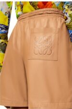Loewe Women Shorts in nappa lambskin 206XF1123 Toffee - Image 4