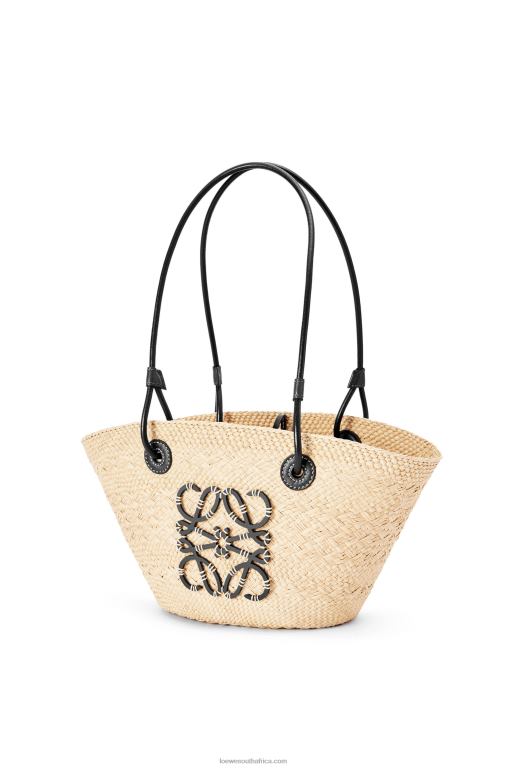 Loewe Women Small Anagram Basket bag in iraca palm and calfskin 206XF85 Natural/Black - Image 3