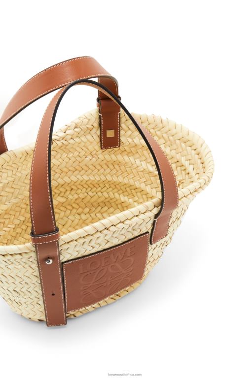 Loewe Women Small Basket bag in palm leaf and calfskin 206XF20 Natural/Tan - Image 5
