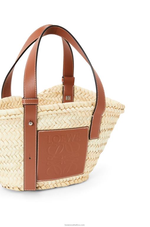 Loewe Women Small Basket bag in palm leaf and calfskin 206XF20 Natural/Tan - Image 6