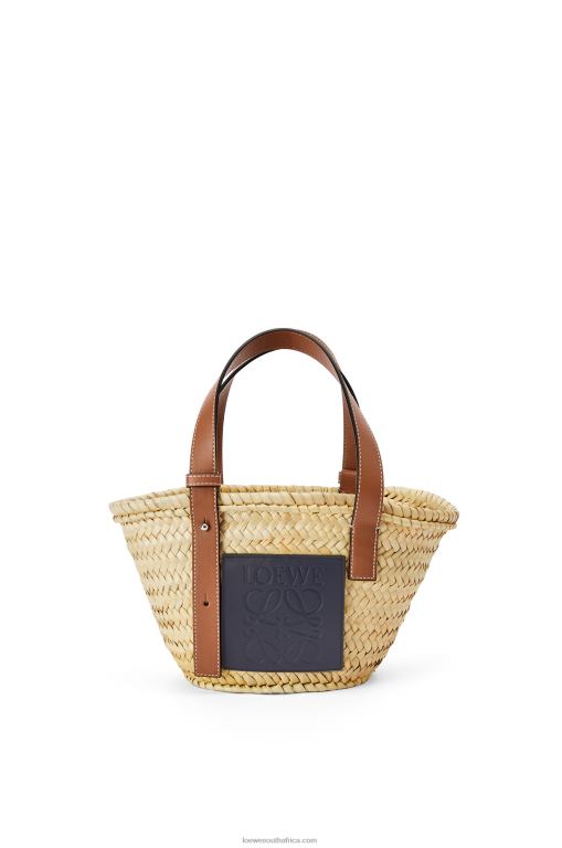 loewe_women_small_basket_bag_in_palm_leaf_and_calfskin_206xf81_natural_ocean.jpg Loewe Women Small basket bag in palm leaf and calfskin 206XF81 Natural/Ocean - Image 1