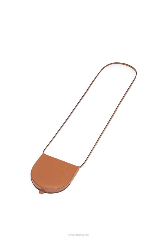 loewe_women_small_heel_pouch_in_soft_calfskin_206xf303_tan.jpg Loewe Women Small Heel pouch in soft calfskin 206XF303 Tan - Image 1