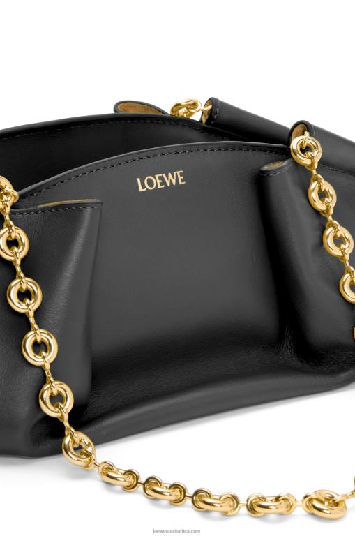 Loewe Women Small Paseo bag in shiny nappa calfskin with chain 206XF402 Black - Image 3