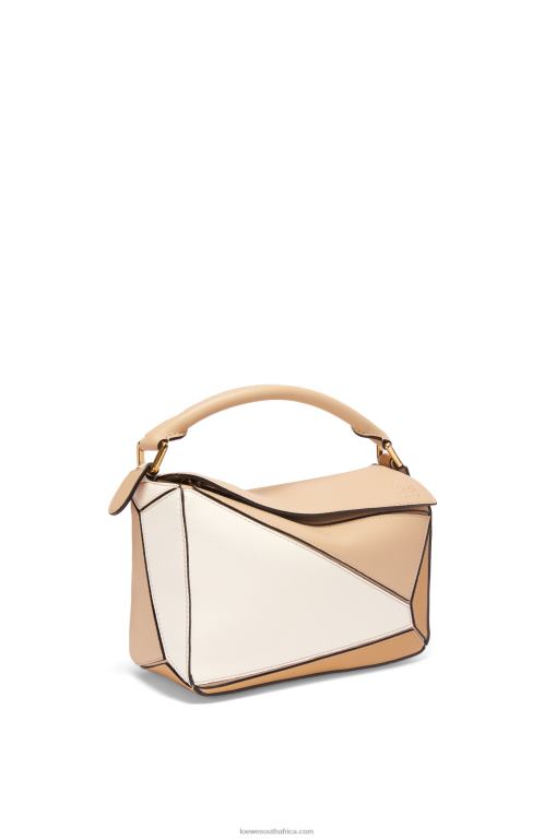 Loewe Women Small Puzzle bag in classic calfskin 206XF396 Dusty Beige/Soft White - Image 3