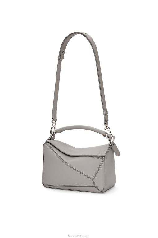 Loewe Women Small Puzzle bag in classic calfskin 206XF537 Pearl Grey - Image 5