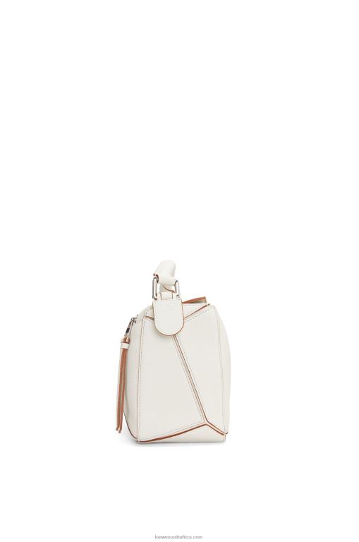 Loewe Women Small Puzzle bag in soft grained calfskin 206XF505 Soft White - Image 3