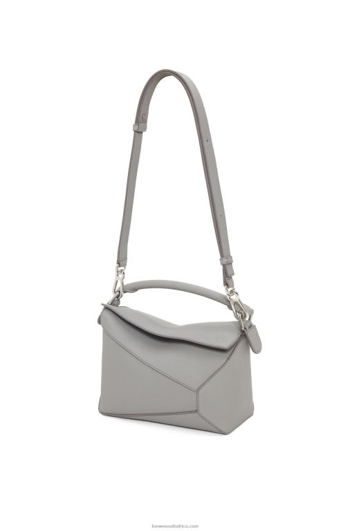 Loewe Women Small Puzzle Edge bag in soft grained calfskin 206XF366 Pearl Grey - Image 6