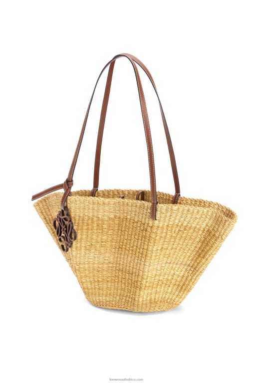 Loewe Women Small Shell Basket bag in elephant grass and calfskin 206XF62 Natural/Pecan - Image 2