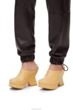 Loewe Women Terra wedge clog in calfskin 206XF745 Medium Concealer - Image 2