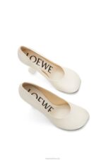 Loewe Women Toy pump in goatskin 206XF729 White - Image 4