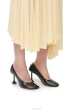 Loewe Women Toy pump in goatskin 206XF731 Black - Image 2