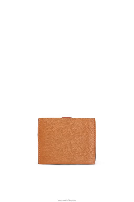 Loewe Women Trifold wallet in soft grained calfskin 206XF1316 Light Caramel/Pecan - Image 4