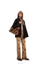Loewe Women XL Flamenco clutch in shearling 206XF466 Beige/Chocolate - Image 9